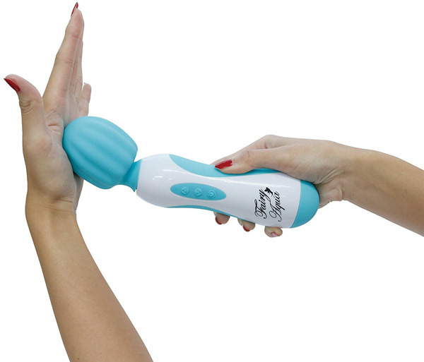 �t�F�A���[�A�N�A